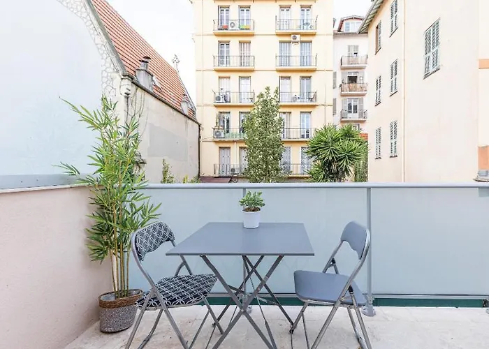 Cozy Avec Terrasse N12 Apartmán *